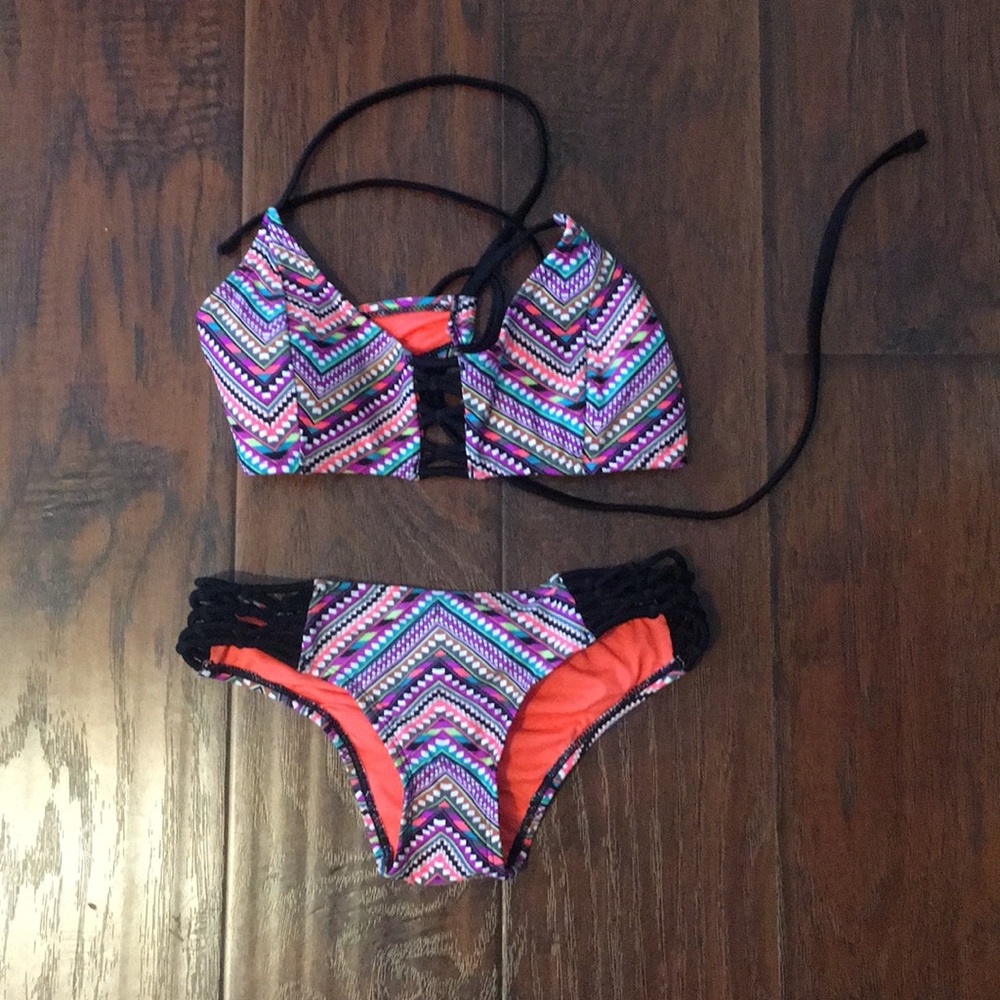 ❌SOLD❌NWOT Padded Target Bikini